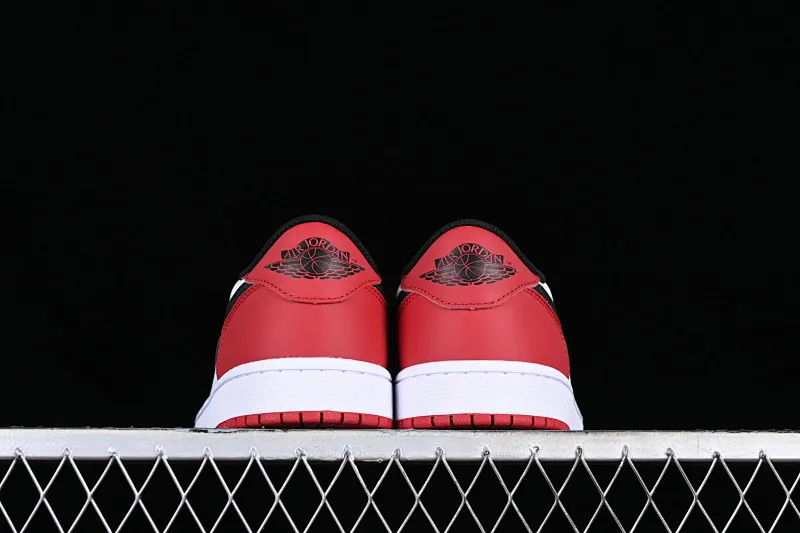 All categories Air Jordan Jordan series basketball shoes Air Jordan 1 Low OG version Air Jordan 1 Low "Black Toe" AJ1 Joe 1 new black toe cultural and leisure sports sneakers CZ0790-106